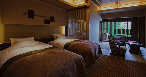 Semi-suite Japanese-style room